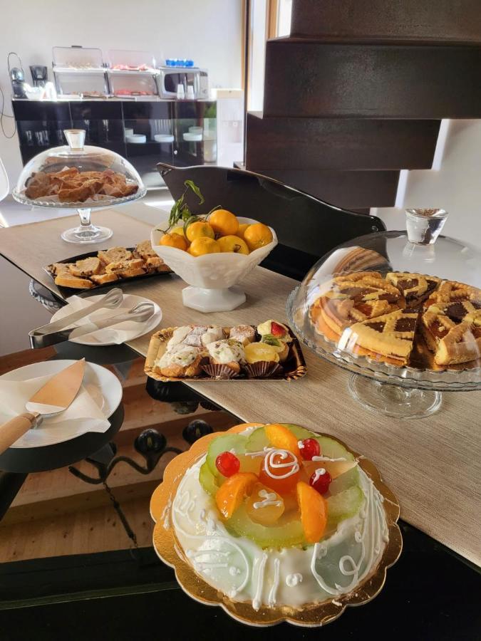 La Vucciria Di Guttuso Acomodação com café da manhã Palermo Exterior foto